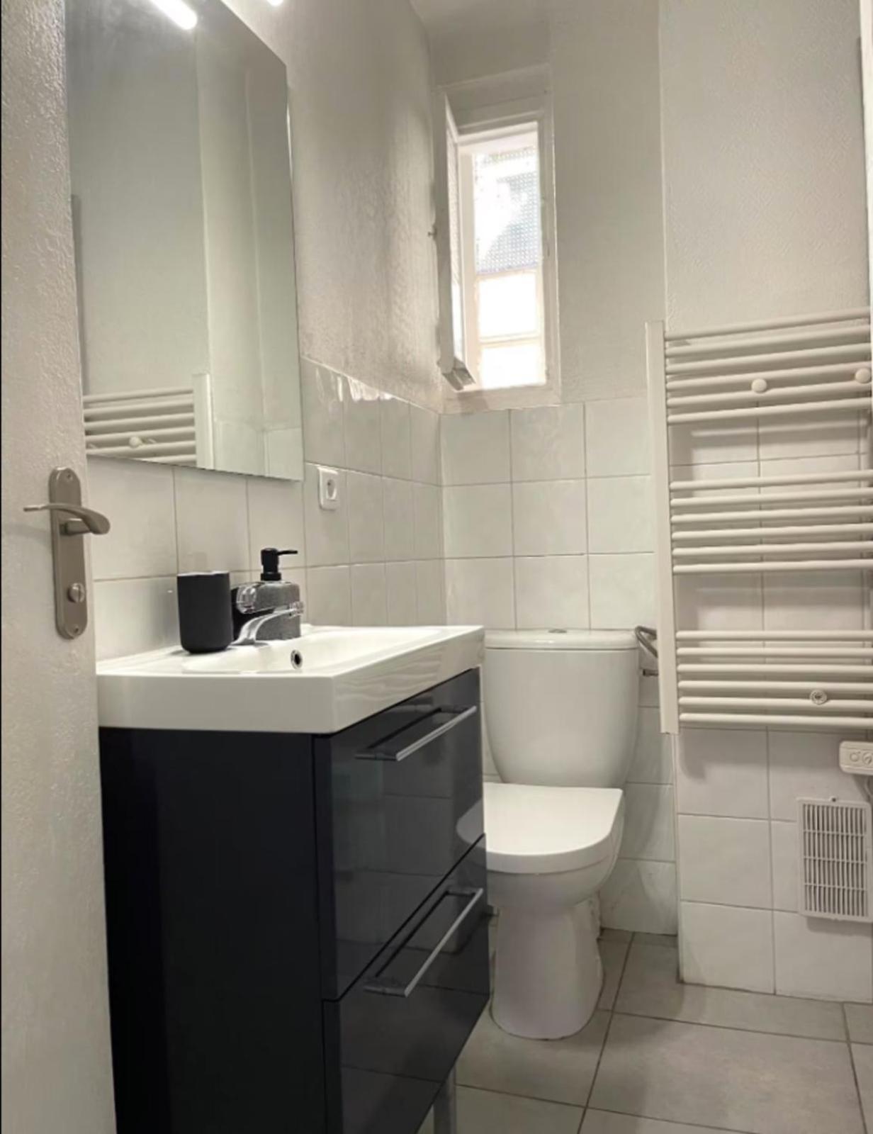 Appartement T2 With Balcony - Near